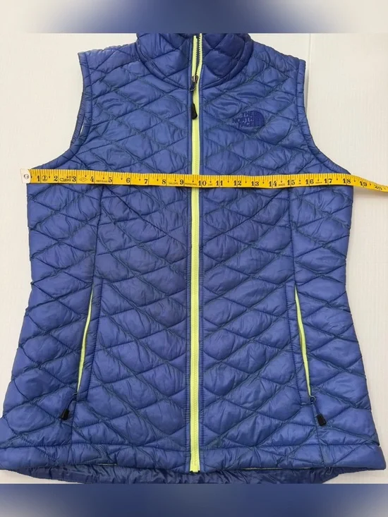 The North Face Thermoball Quilted Blue Vest with Lime Accents - S - Picture 9 of 10